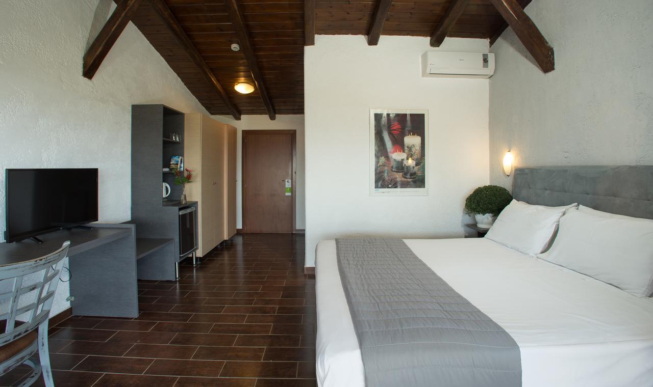 Coral Blue Beach Hotel 게라크니 외부 사진