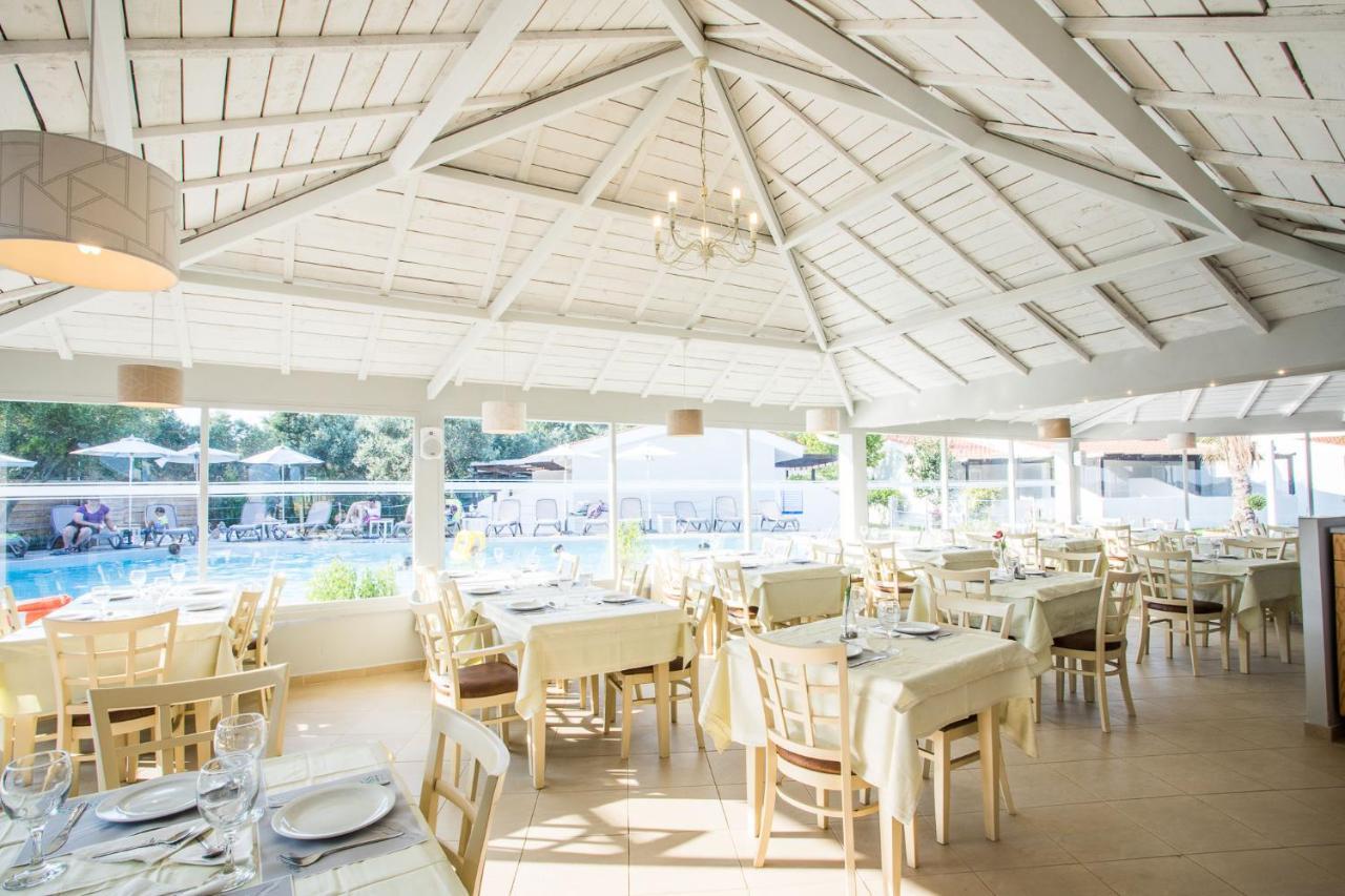 Coral Blue Beach Hotel 게라크니 외부 사진